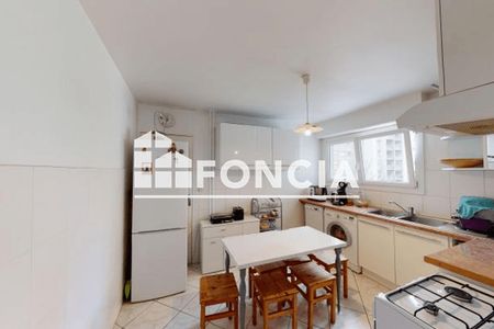 Vue n°2 Appartement 5 pièces à vendre - Grenoble (38100) 137 000 €