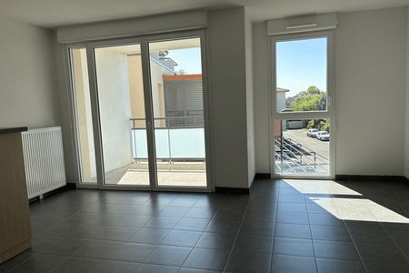 Vue n°3 Appartement 2 pièces T2 F2 à louer - Tournefeuille (31170)