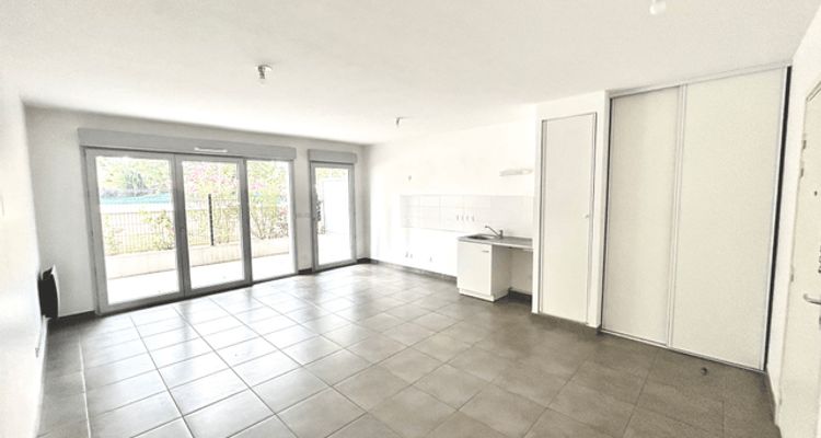 Vue n°1 Appartement 3 pièces T3 F3 à louer - Frejus (83600)