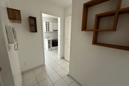 Vue n°2 Appartement 2 pièces T2 F2 à louer - Sain Ouen (93400)