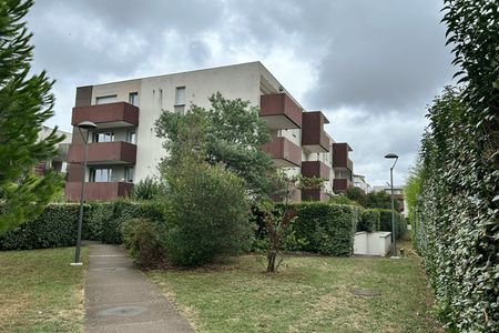 Vue n°2 Appartement 3 pièces T3 F3 à louer - Toulouse 2ᵉ (31200)