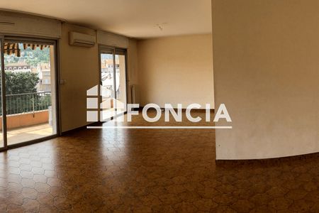 Vue n°2 Appartement 4 pièces T4 F4 à vendre - Gap (05000)