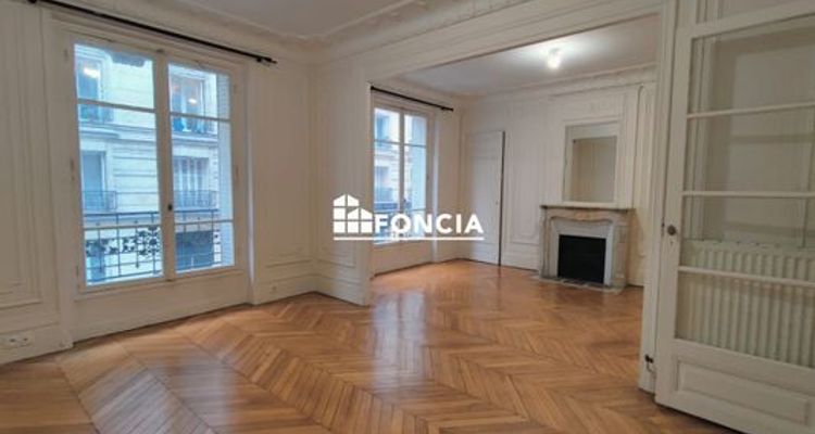 appartement 4 pièces à louer PARIS 17ème 75017 70.23 m²