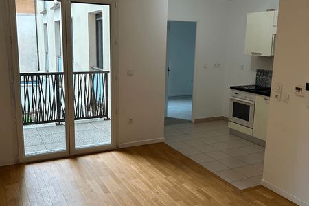 Vue n°3 Appartement 2 pièces T2 F2 à louer - Chatenay Malabry (92290)