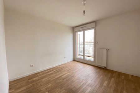 Vue n°3 Appartement 3 pièces T3 F3 à louer - Chatenay Malabry (92290)