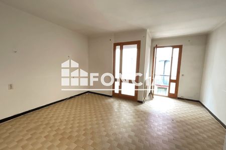 Vue n°2 Appartement 4 pièces T4 F4 à vendre - Ille-sur-têt (66130)