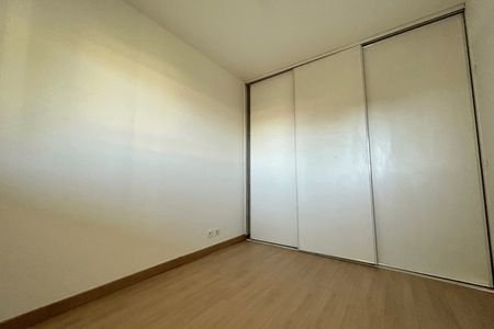 Vue n°3 Appartement 2 pièces T2 F2 à louer - Villeneuve Sur Lot (47300)