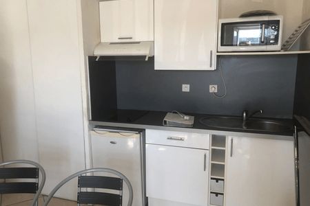 Vue n°2 Studio meublé T1 F1 à louer - Martigues (13500)