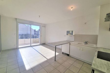 appartement 2 pièces à louer TOULON 83200 37.5 m²