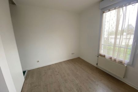 Vue n°2 Appartement 4 pièces à louer - Montelimar (26200) 650 €/mois cc