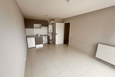 Vue n°3 Appartement 2 pièces T2 F2 à louer - Gradignan (33170)