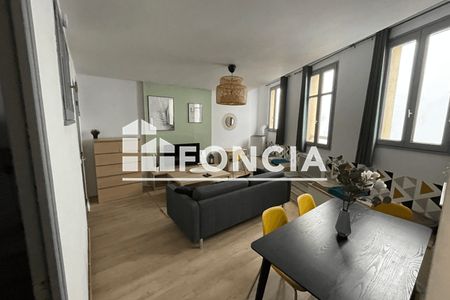 Vue n°2 Appartement 2 pièces à vendre - Avignon (84000) 137 000 €
