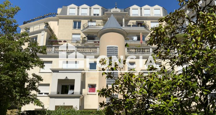 Vue n°1 Appartement 2 pièces à vendre - Le Plessis Roboinson (92350) 370 000 €