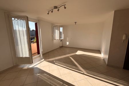 appartement 3 pièces à louer BOURGOIN JALLIEU 38300