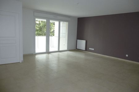 Vue n°2 Appartement 2 pièces T2 F2 à louer - Grenoble (38000)