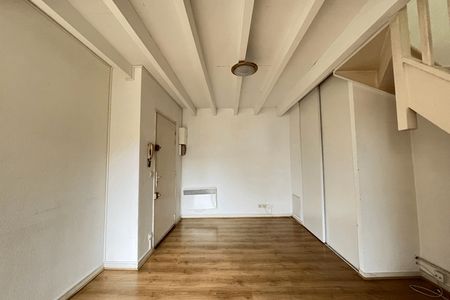 Vue n°2 Appartement 2 pièces T2 F2 à louer - Bordeaux (33000)