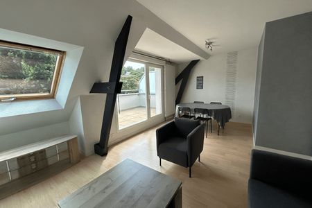 appartement-meuble 3 pièces à louer MONTERBLANC 56250 65.3 m²