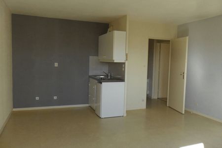 Vue n°2 Appartement 2 pièces T2 F2 à louer - Dijon (21000)