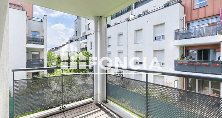Vue n°1 Appartement 3 pièces à vendre - Lyon 8ᵉ (69008) 270 000 €