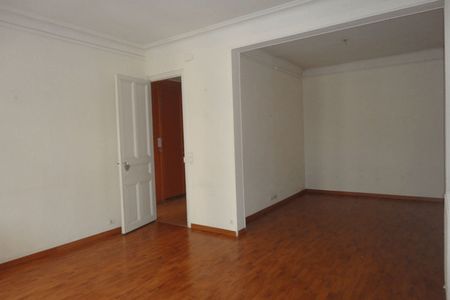 appartement 4 pièces à louer TOULON 83000 91.9 m²