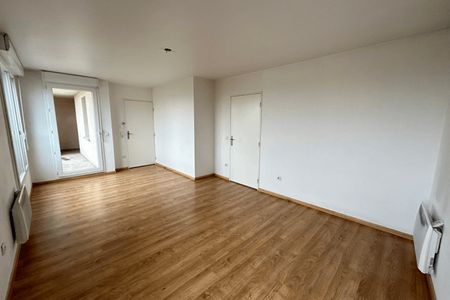 Vue n°3 Appartement 2 pièces T2 F2 à louer - Reims (51100)