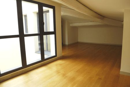 appartement 3 pièces à louer NIMES 30000 64.1 m²