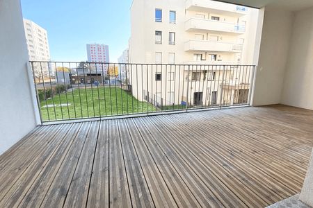 Vue n°3 Appartement 3 pièces T3 F3 à louer - Metz (57000)