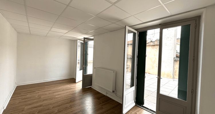 Vue n°1 Appartement 3 pièces T3 F3 à louer - La Cote Saint Andre (38260)