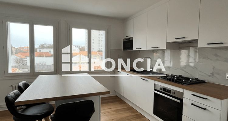 appartement 3 pièces à vendre La Rochelle 17000 74.25 m²