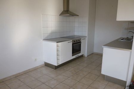 Vue n°3 Appartement 3 pièces T3 F3 à louer - Saint Martin D'heres (38400)