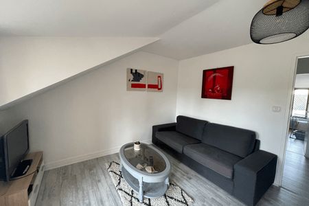 Vue n°2 Appartement meublé 2 pièces T2 F2 à louer - Charleville Mezieres (08000)