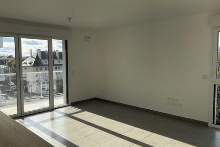 Vue n°3 Appartement 3 pièces T3 F3 à louer - Caen (14000)