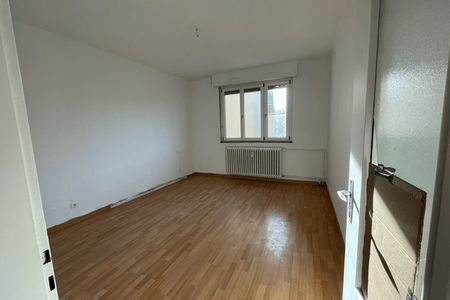 Vue n°2 Appartement 4 pièces à louer - Strasbourg - Neudorf (67100) 830 €/mois cc