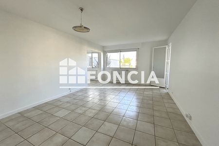 appartement 3 pièces à vendre LA ROCHELLE 17440 84 m²