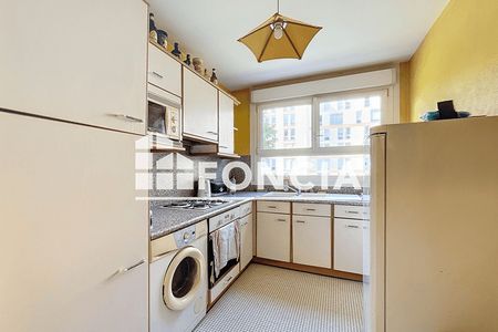 Vue n°3 Appartement 4 pièces T4 F4 à vendre - Hérouville-saint-clair (14200)