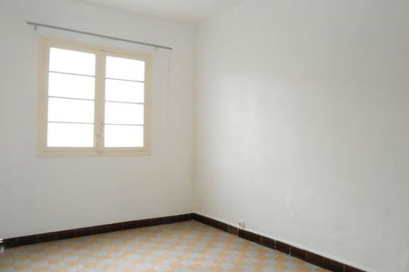 Vue n°3 Appartement 2 pièces T2 F2 à louer - Beziers (34500)