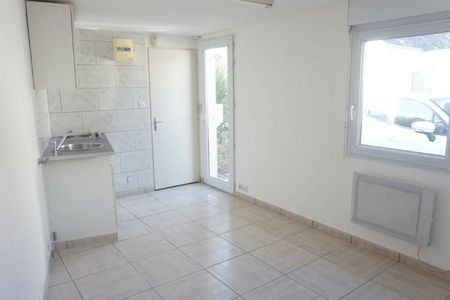 appartement-meuble 1 pièce à louer LA ROCHE SUR YON 85000 15.5 m²