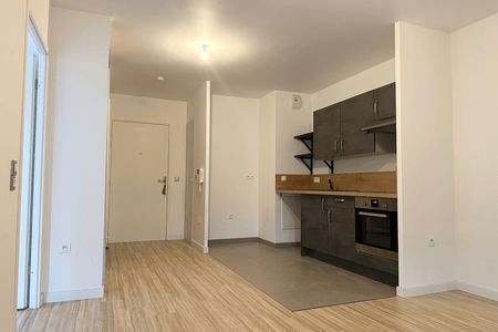 Vue n°2 Appartement 2 pièces T2 F2 à louer - Rouen (76100)