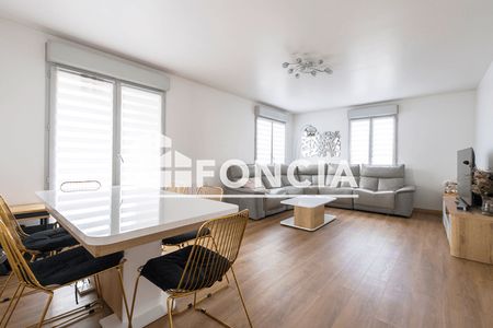 Vue n°3 Appartement 3 pièces T3 F3 à vendre - Carrières-sous-poissy (78955)