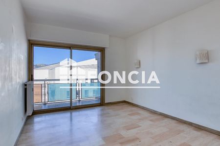 Vue n°3 Appartement 5 pièces T5 F5 à vendre - Toulon (83000)