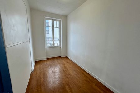 Vue n°3 Appartement 3 pièces T3 F3 à louer - Villeurbanne (69100)