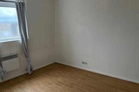 Vue n°3 Appartement 2 pièces T2 F2 à louer - Cergy (95000)