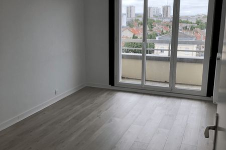 appartement 4 pièces à louer REIMS 51100 90.1 m²
