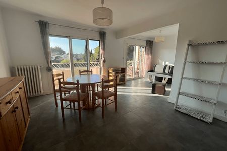 appartement 3 pièces à louer TOULON 83000 62.9 m²