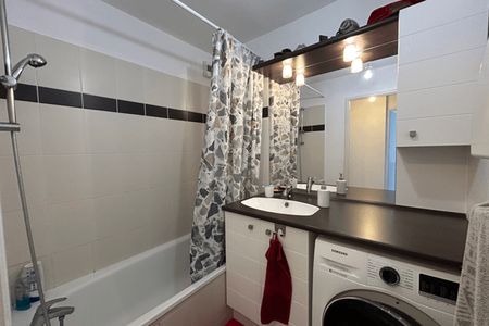 Vue n°3 Appartement 2 pièces T2 F2 à louer - Le Haillan (33185)