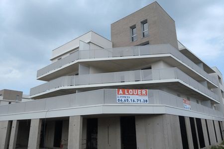 Vue n°2 Appartement 3 pièces T3 F3 à louer - Le Havre (76620)