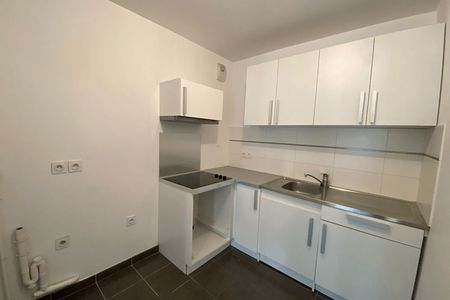 Vue n°3 Appartement 2 pièces T2 F2 à louer - Saint Ouen L Aumone (95310)