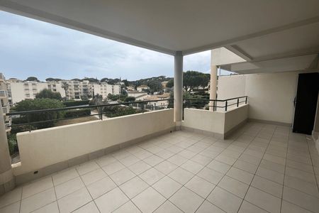 appartement 2 pièces à louer SAINTE-MAXIME 83120