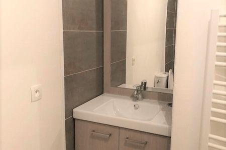 Vue n°2 Appartement 3 pièces T3 F3 à louer - Cergy (95800)