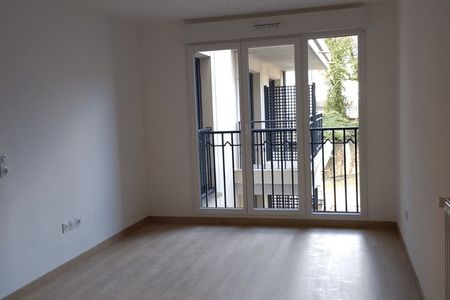 Appartement a louer persan - 1 pièce(s) - 29.8 m2 - Surfyn